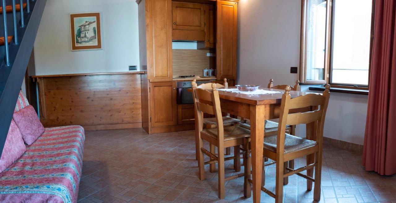 Ristorante Albergo Da Maurizio Cravanzana Ngoại thất bức ảnh