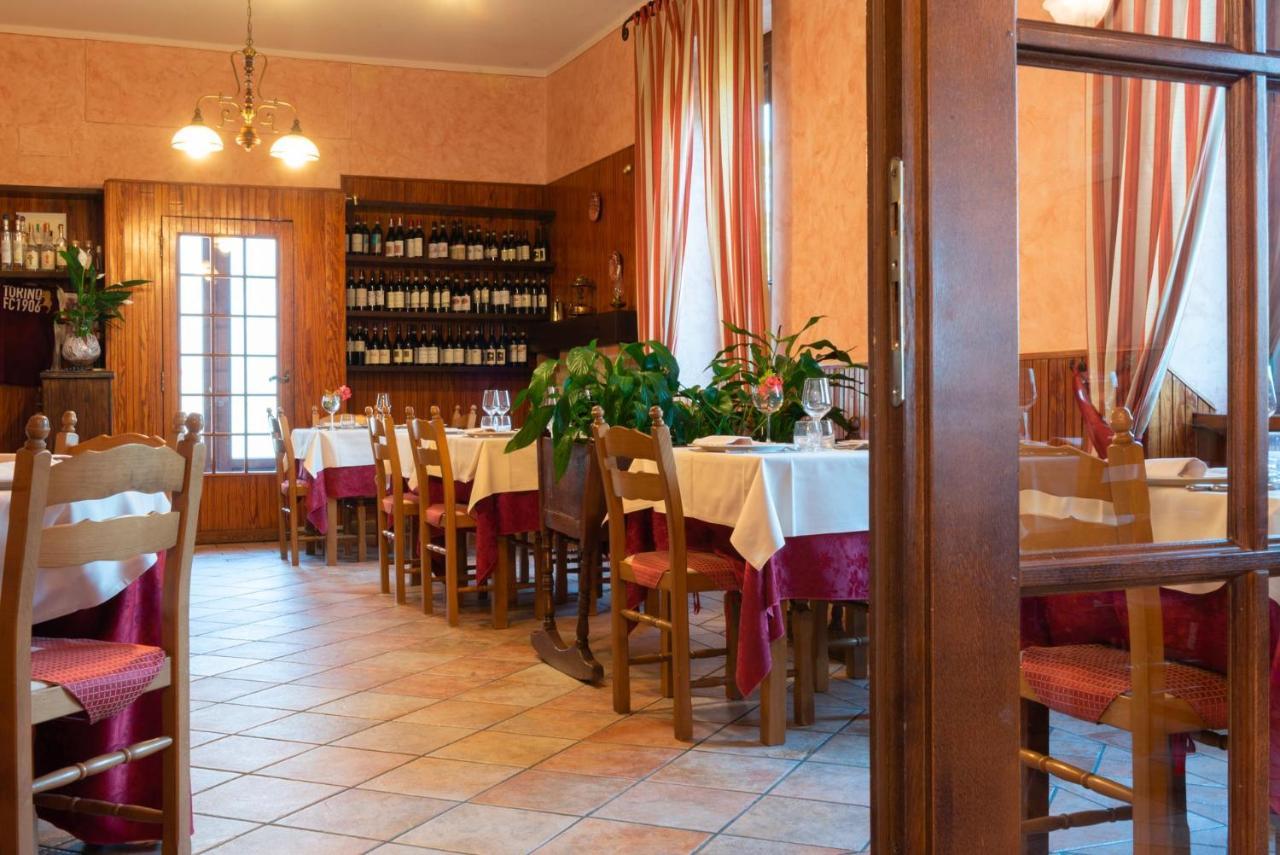 Ristorante Albergo Da Maurizio Cravanzana Ngoại thất bức ảnh