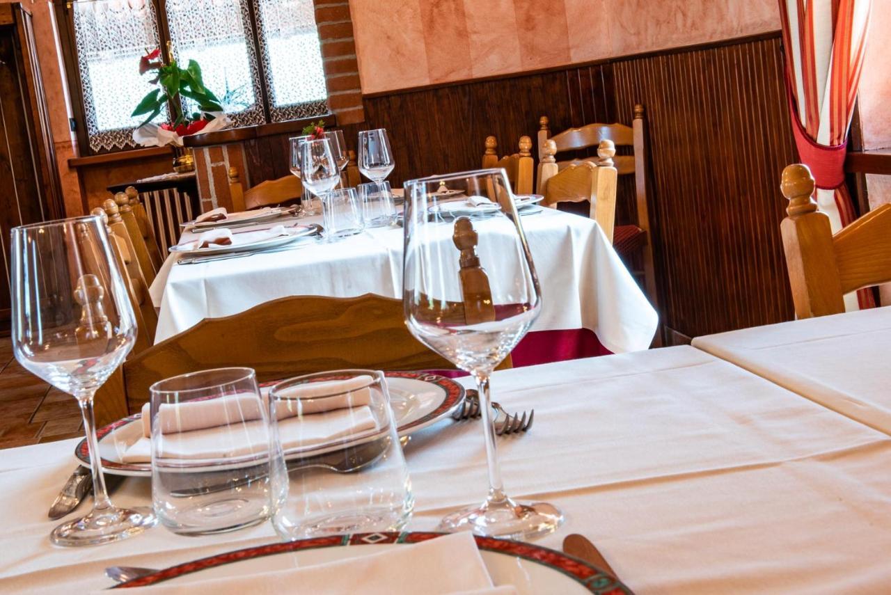 Ristorante Albergo Da Maurizio Cravanzana Ngoại thất bức ảnh